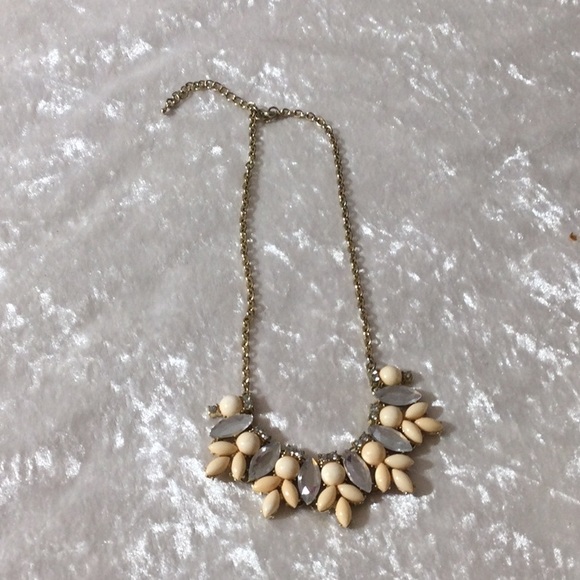 Faux Pearl and Rhinestone Statement Necklace - Picture 10 of 10